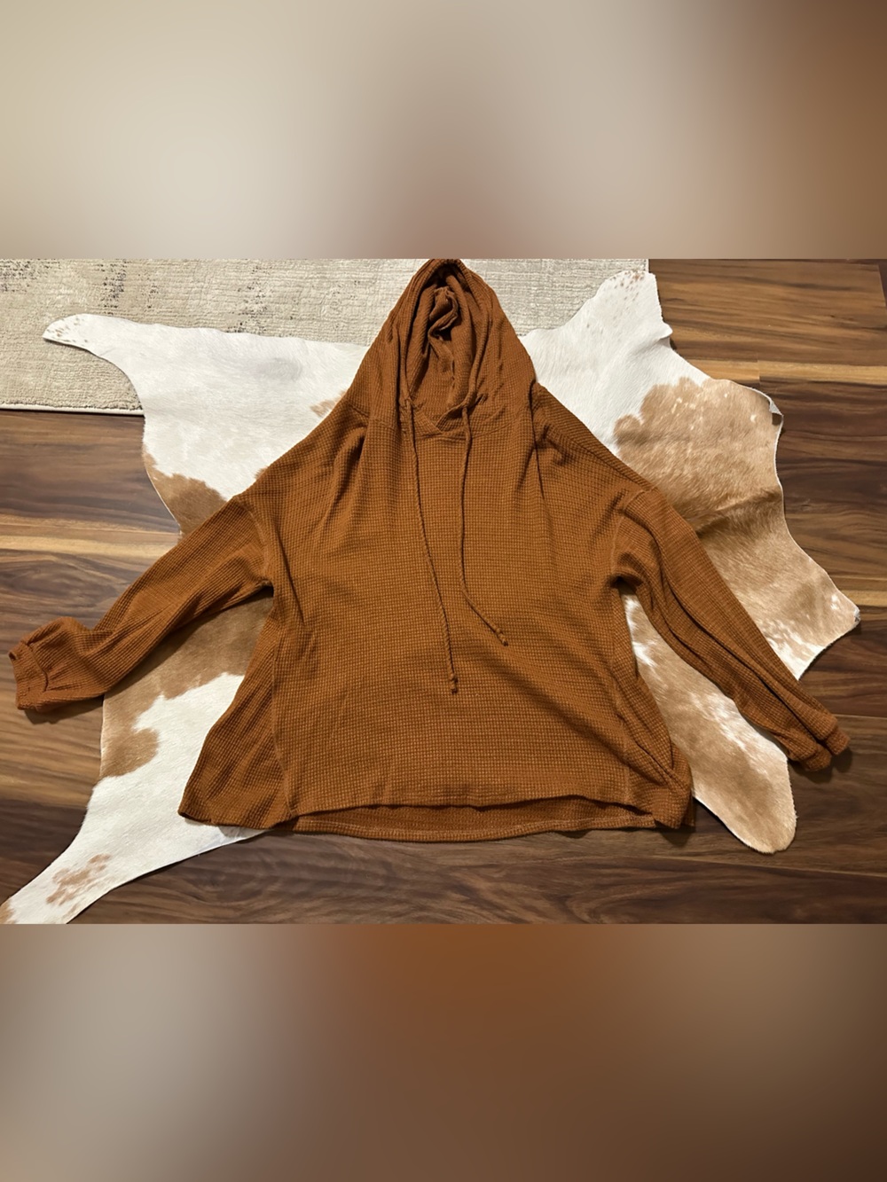 Cozy Rust Waffle-Knit Hooded Pullover